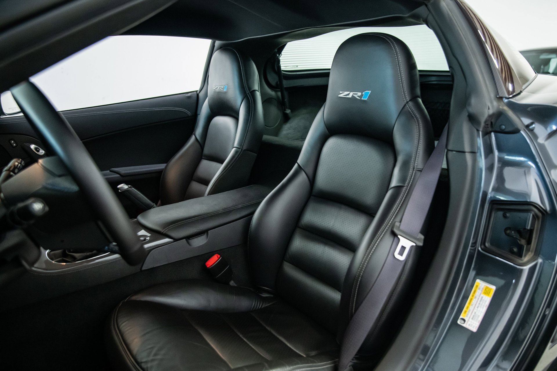 Used 2009 Chevrolet Corvette ZR1 w/ Preferred Equipment Group image 12