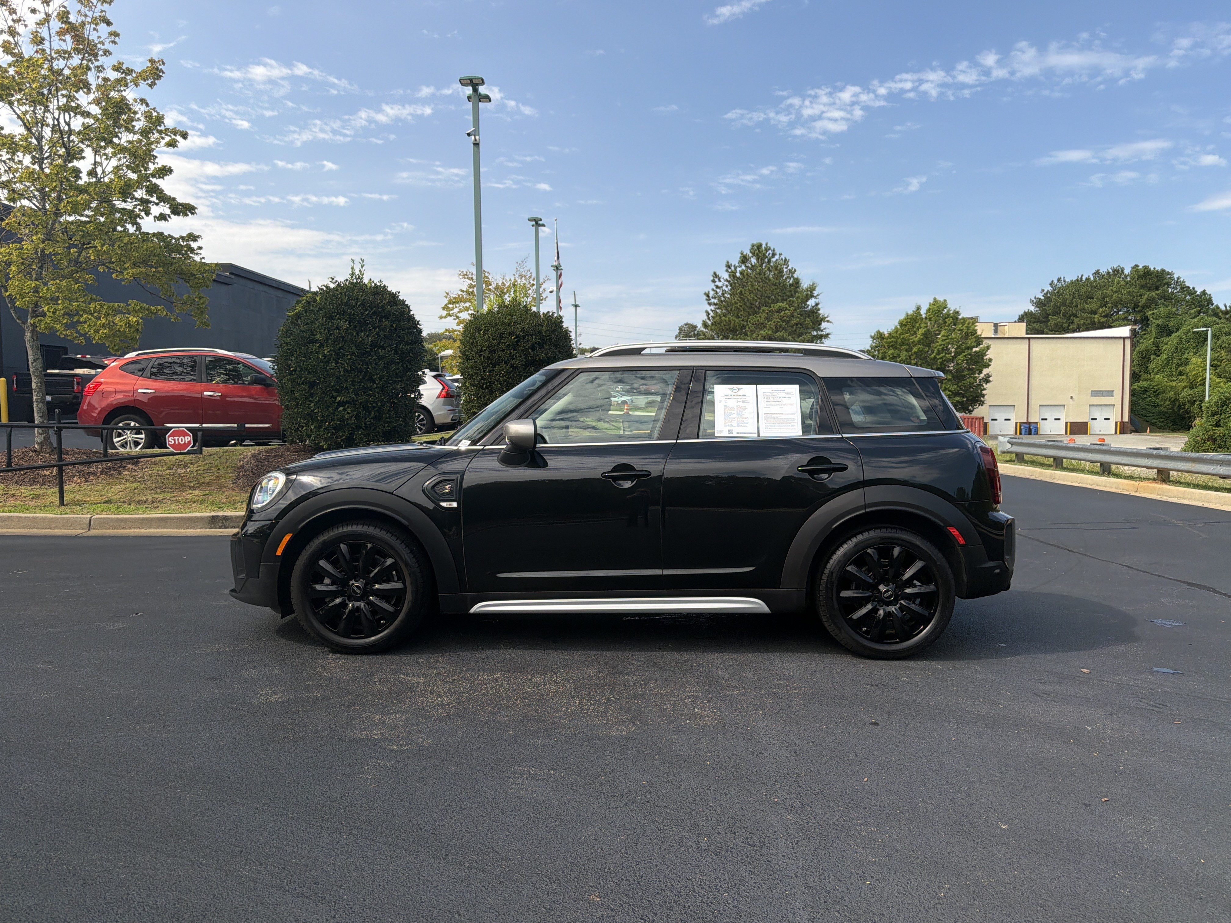 Used 2024 MINI Cooper Countryman S w/ Premium Package FWD image 14