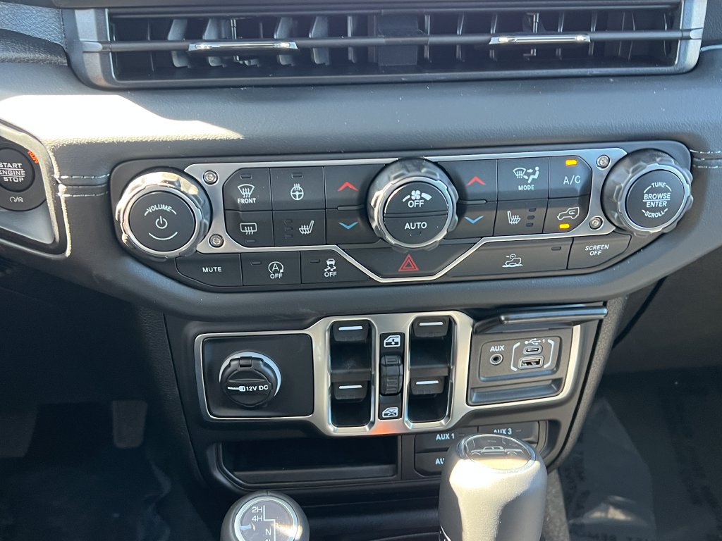 New 2026 Jeep Gladiator Sport AWD/4WD image 22