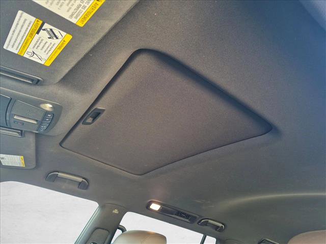 Used 2022 Nissan Armada Platinum RWD image 13
