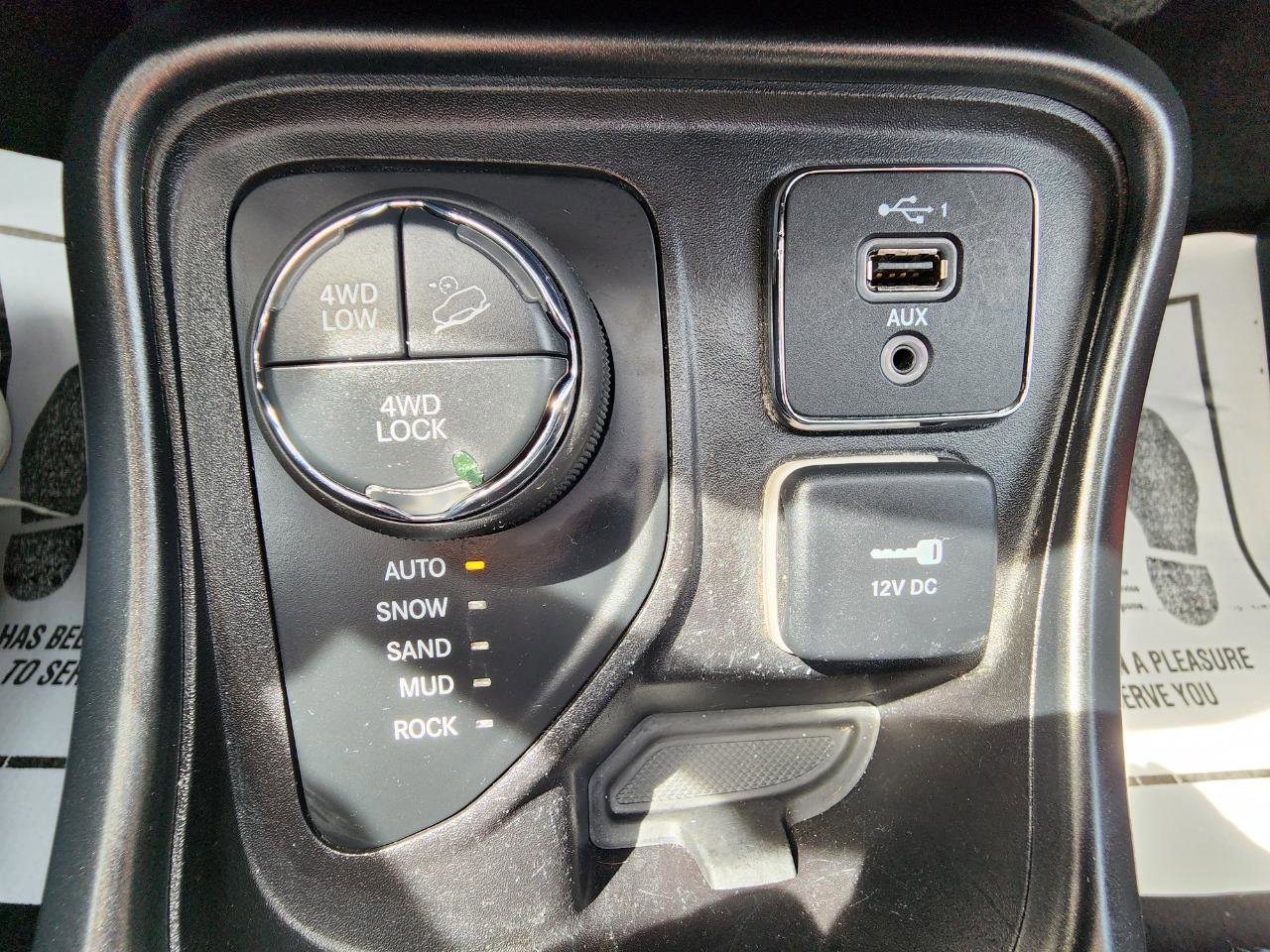 Used 2021 Jeep Compass Trailhawk w/ Sun and Sound Group image 24