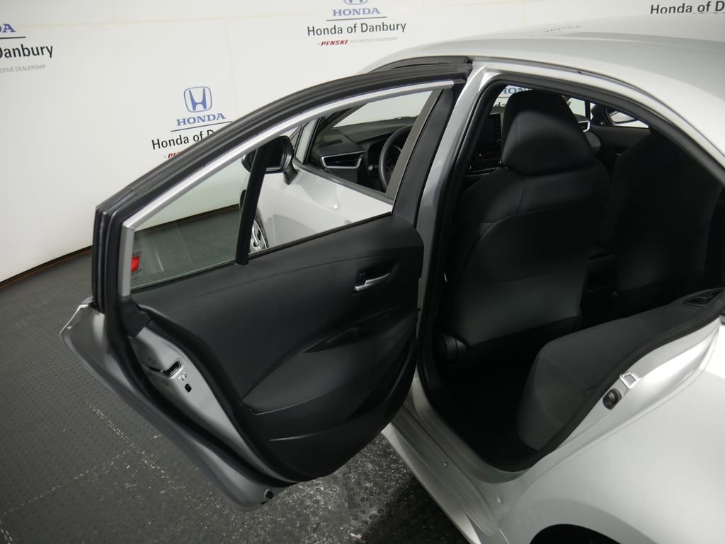 Used 2020 Toyota Corolla LE image 9