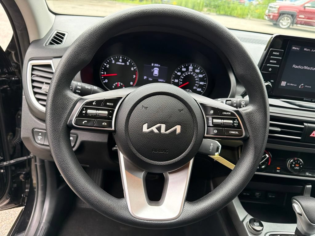 Certified 2023 Kia Seltos LX AWD/4WD image 14