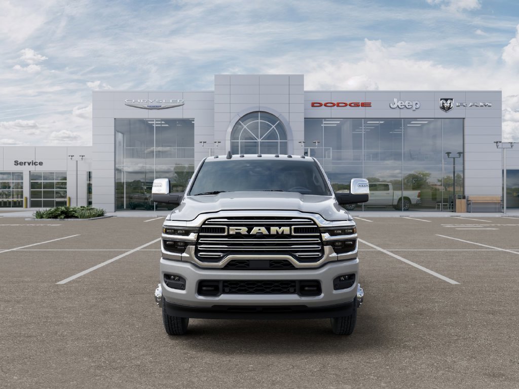 New 2026 RAM 3500 Laramie AWD/4WD image 6