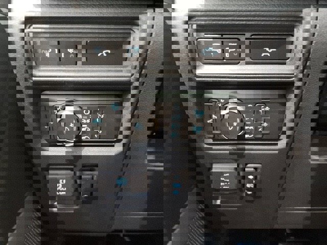 Certified 2022 Ford F150 Raptor w/ Equipment Group 801A High image 22