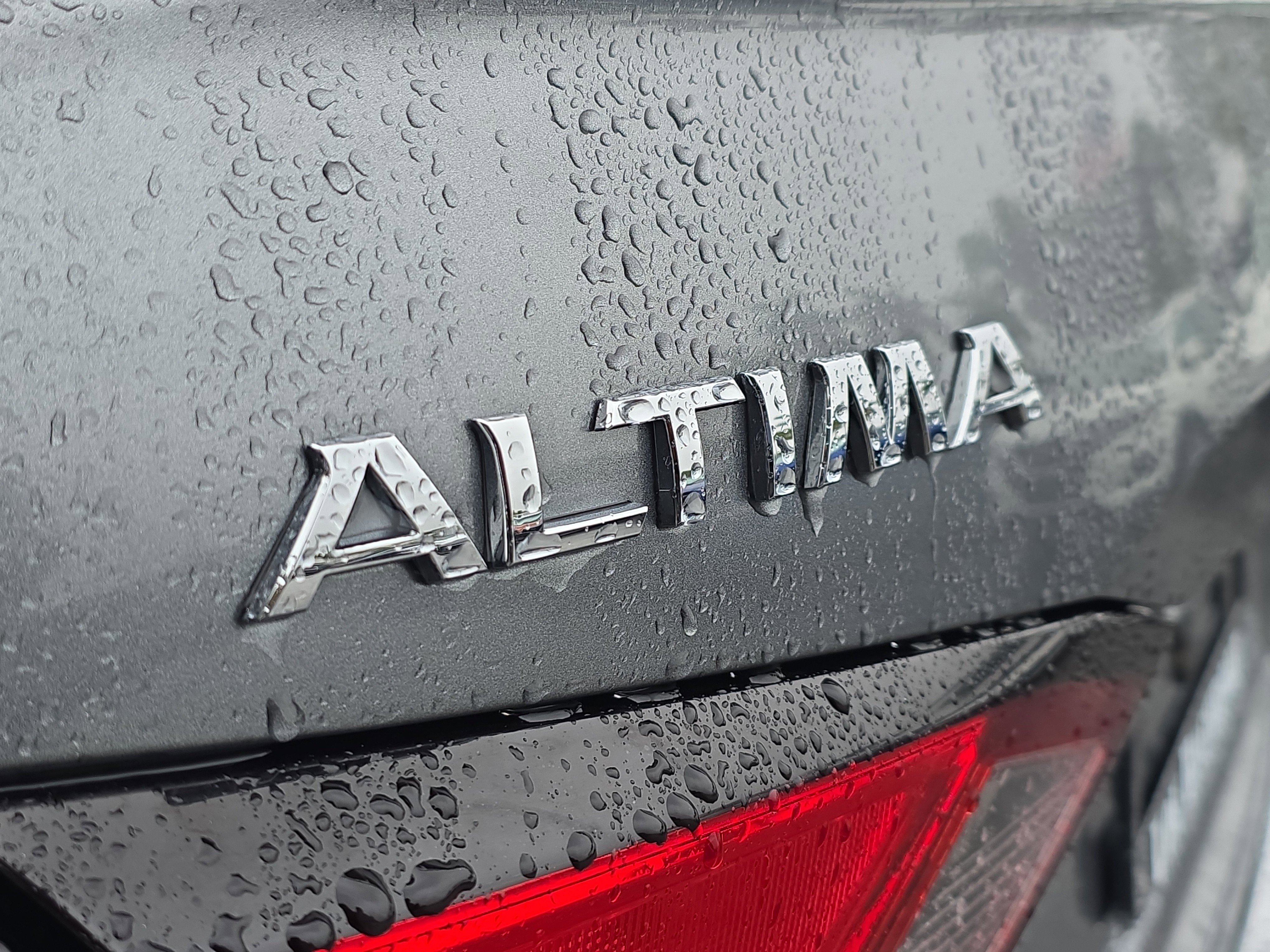 Used 2022 Nissan Altima 2.5 SR image 10