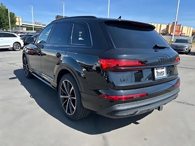Used 2022 Audi Q7 3.0T Prestige AWD/4WD image 5