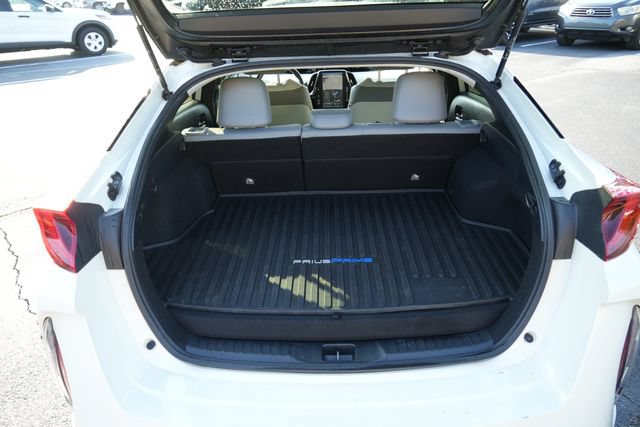Used 2020 Toyota Prius Prime XLE FWD image 11