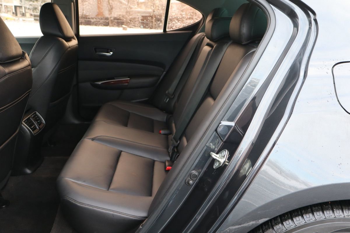 Used 2015 Acura TLX FWD image 20