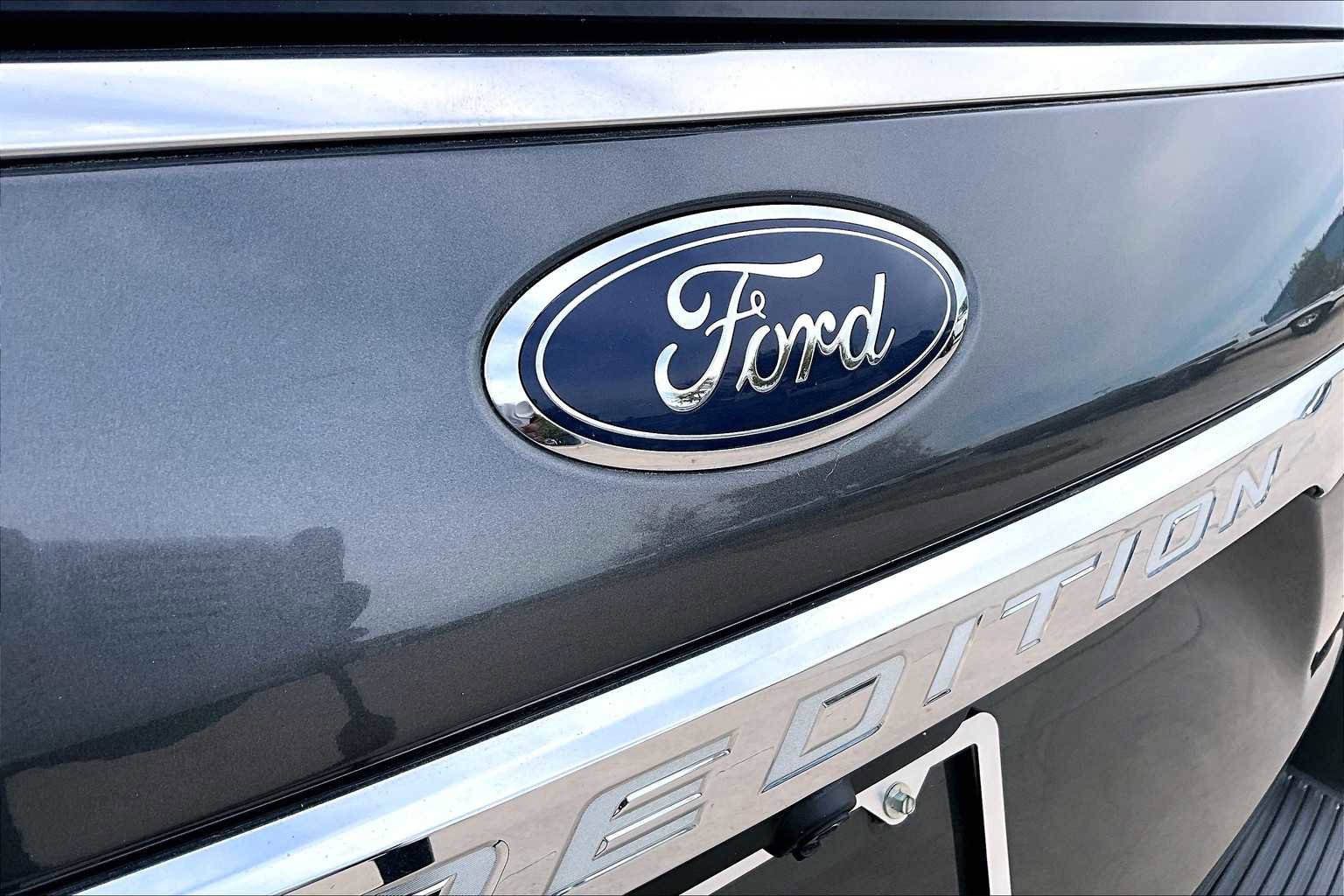 Used 2021 Ford Expedition Max Limited image 31