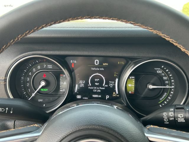 Used 2023 Jeep Wrangler Unlimited Sahara AWD/4WD image 29