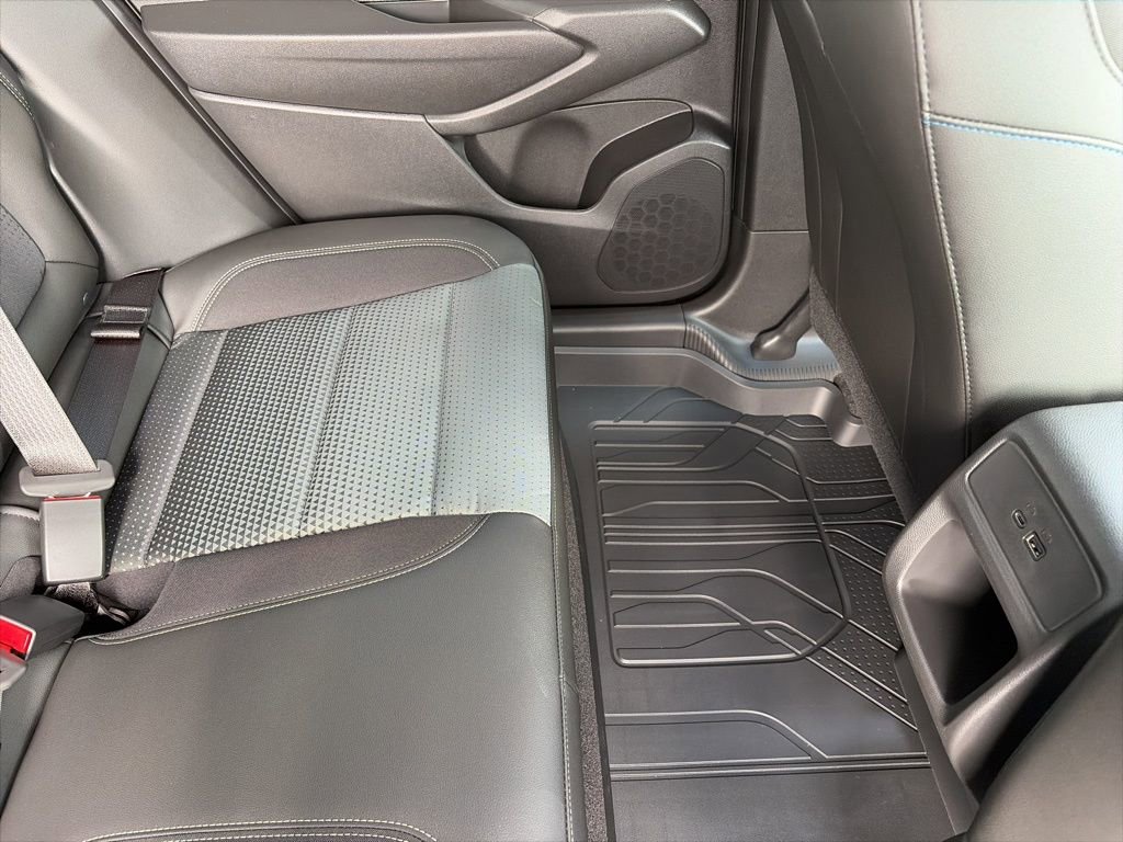 New 2026 Chevrolet Trax LT FWD image 31