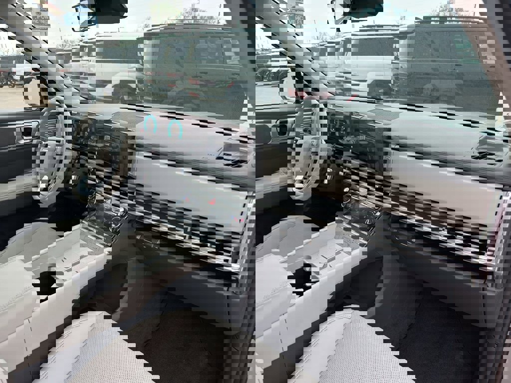 New 2025 Hyundai Santa Fe SEL image 28