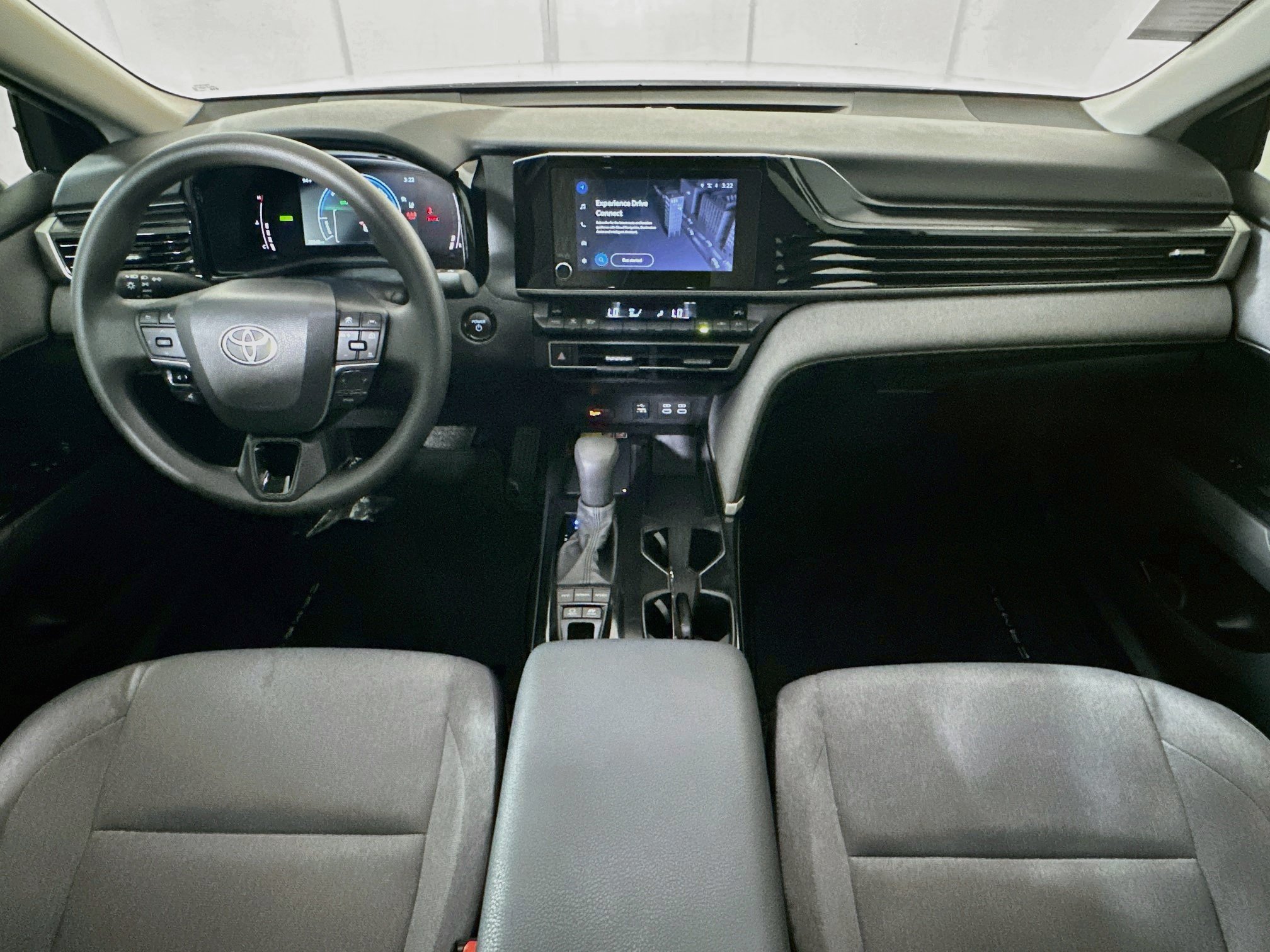 Used 2025 Toyota Camry LE FWD image 27