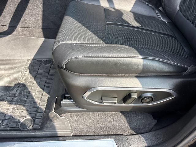 Used 2024 Jeep Wagoneer Series II w/ Rear Seat Video Group 1 AWD/4WD image 7