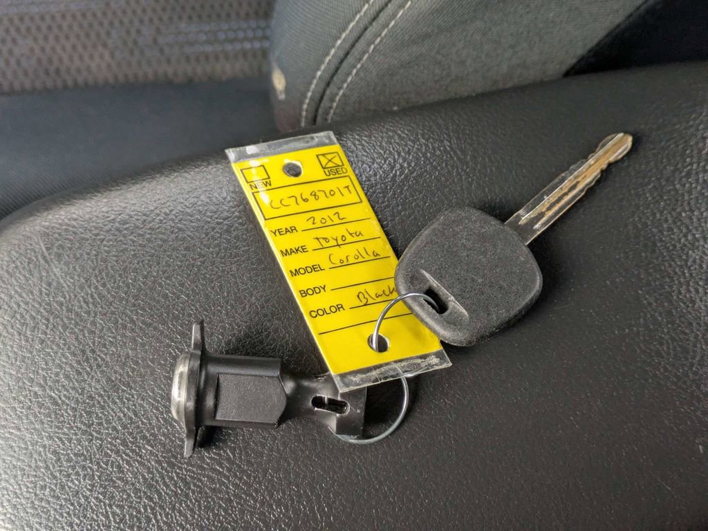 Used 2012 Toyota Corolla S FWD image 30