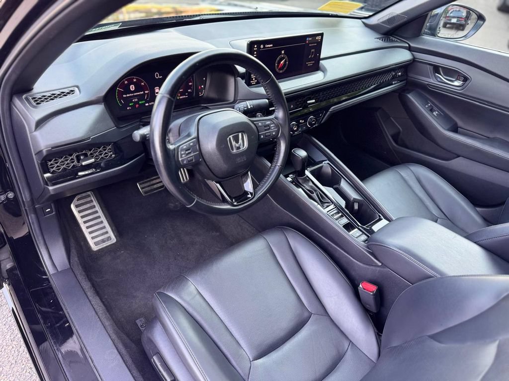Used 2024 Honda Accord Sport image 11