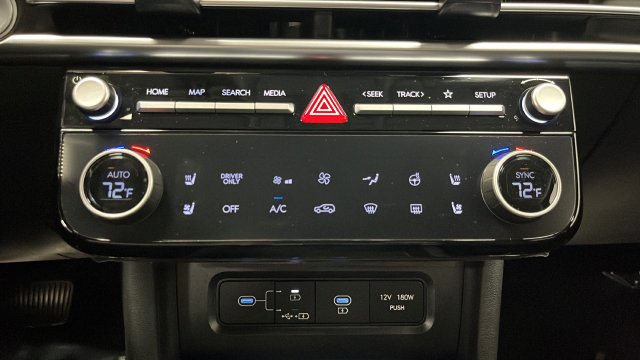 Used 2026 Hyundai Tucson Limited AWD/4WD image 18
