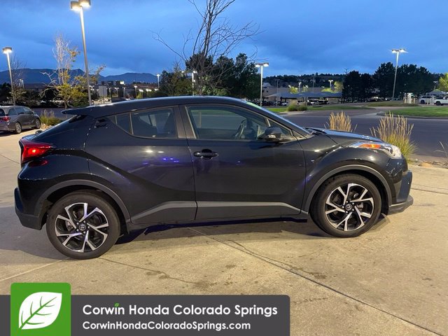 Used 2019 Toyota C-HR XLE FWD image 11