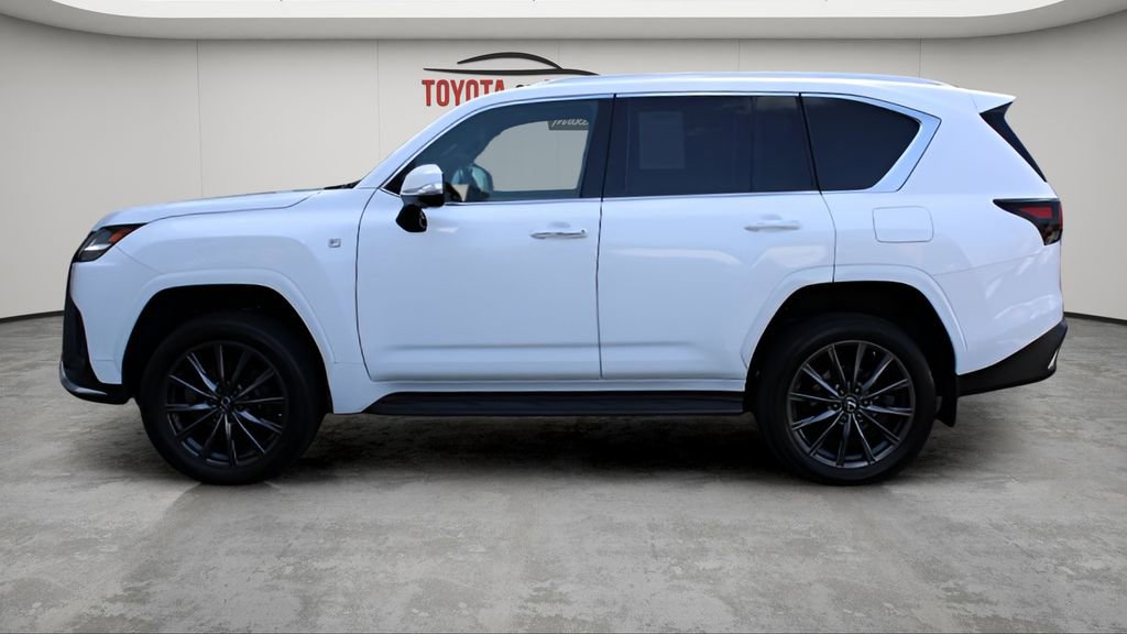 Used 2023 Lexus LX 600 F Sport w/ Accessory Package (Z1) AWD/4WD image 27