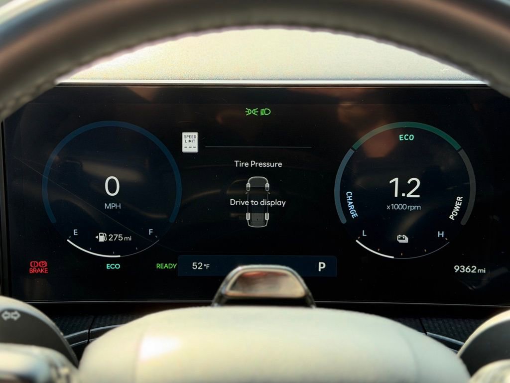 Used 2025 Hyundai Santa Fe Calligraphy AWD/4WD image 17