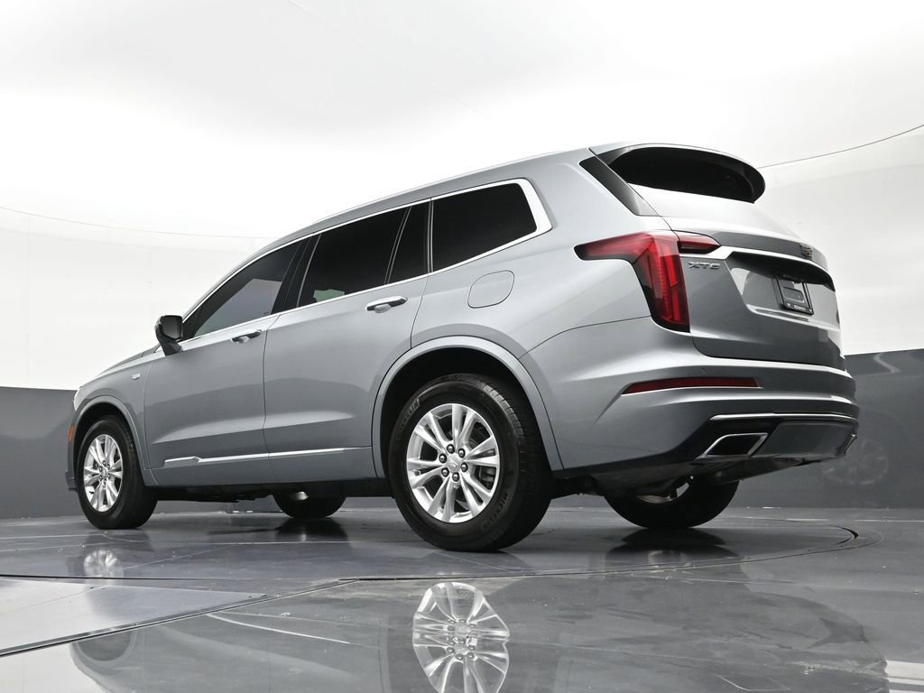 Certified 2023 Cadillac XT6 Luxury FWD image 22