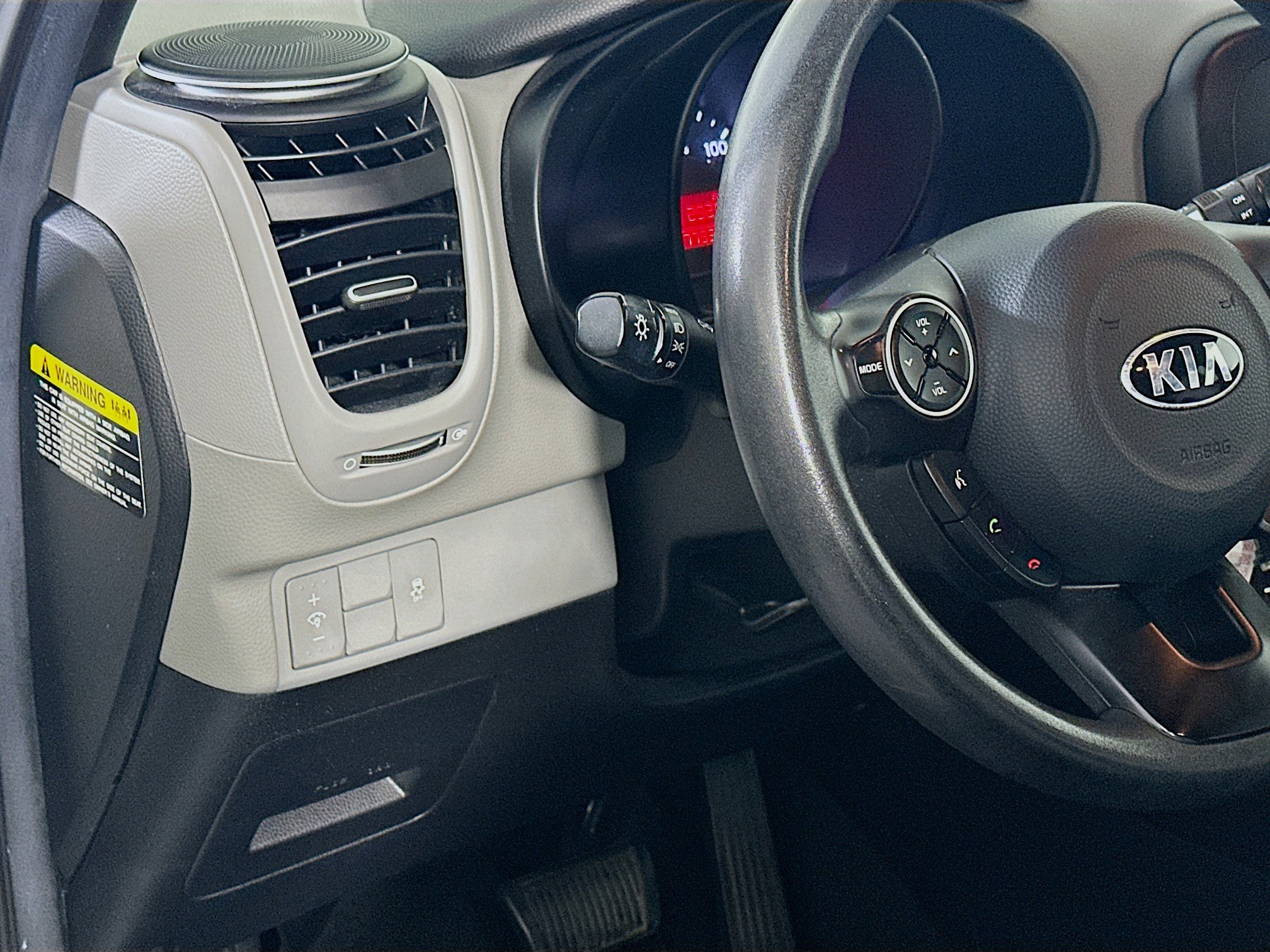 Used 2017 Kia Soul w/ Convenience Package FWD image 16