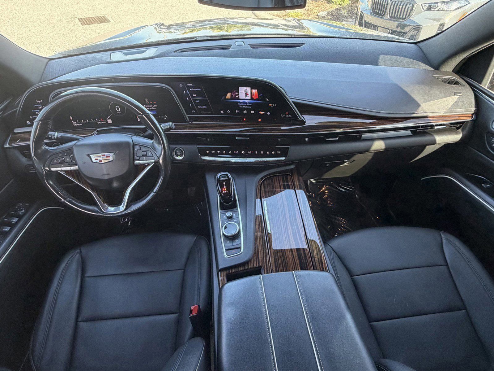 Used 2021 Cadillac Escalade Luxury image 14