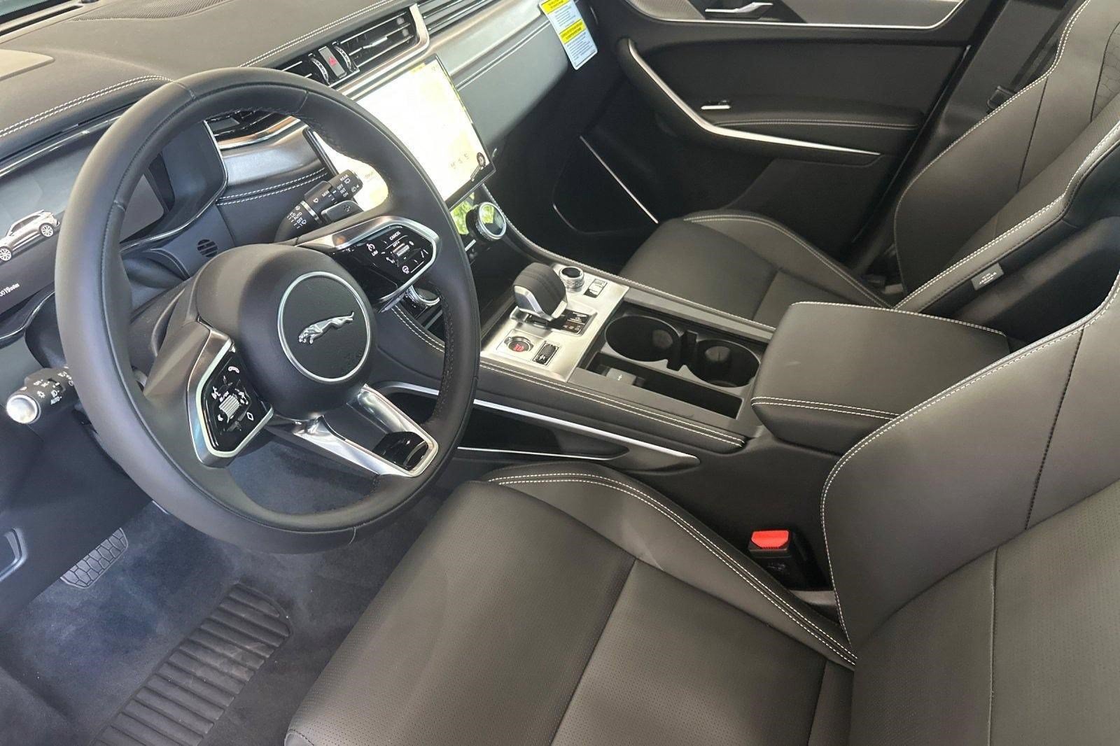 New 2026 Jaguar F-PACE R-Dynamic S AWD/4WD image 4