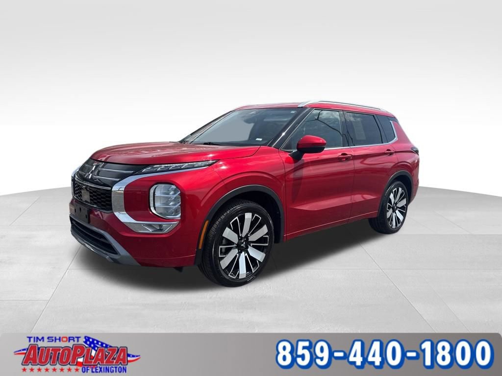 Used 2025 Mitsubishi Outlander AWD image 1