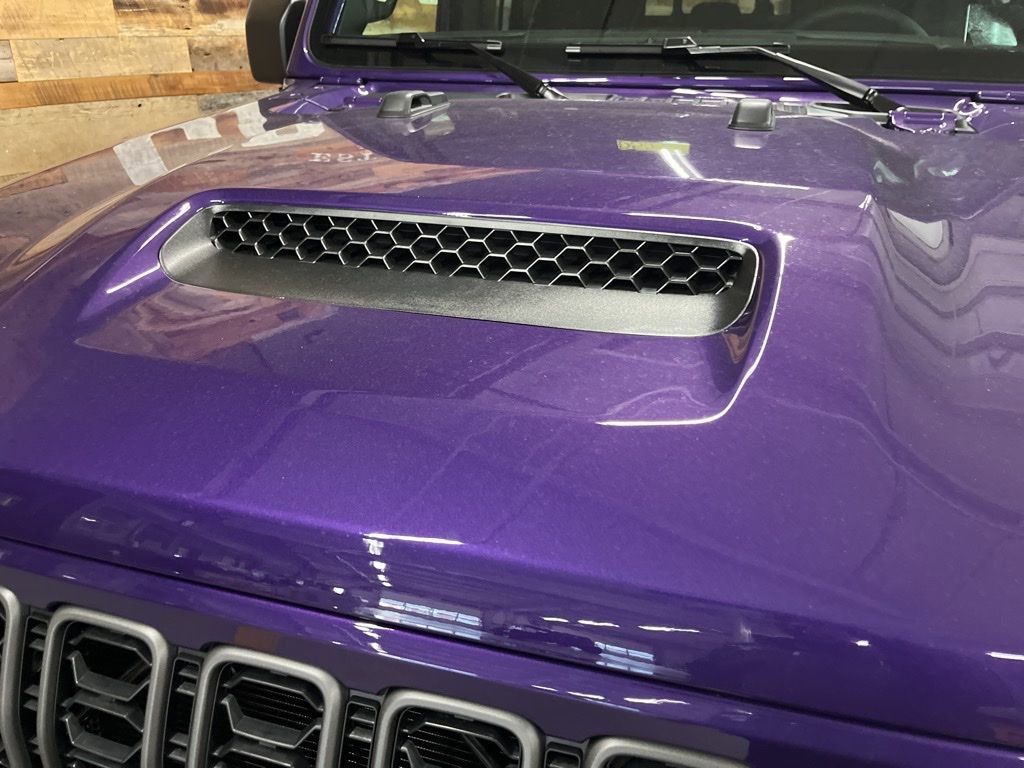 New 2026 Jeep Gladiator Mojave AWD/4WD image 10