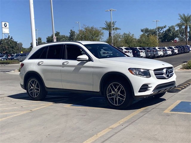 Used 2019 Mercedes-Benz GLC 300 image 4