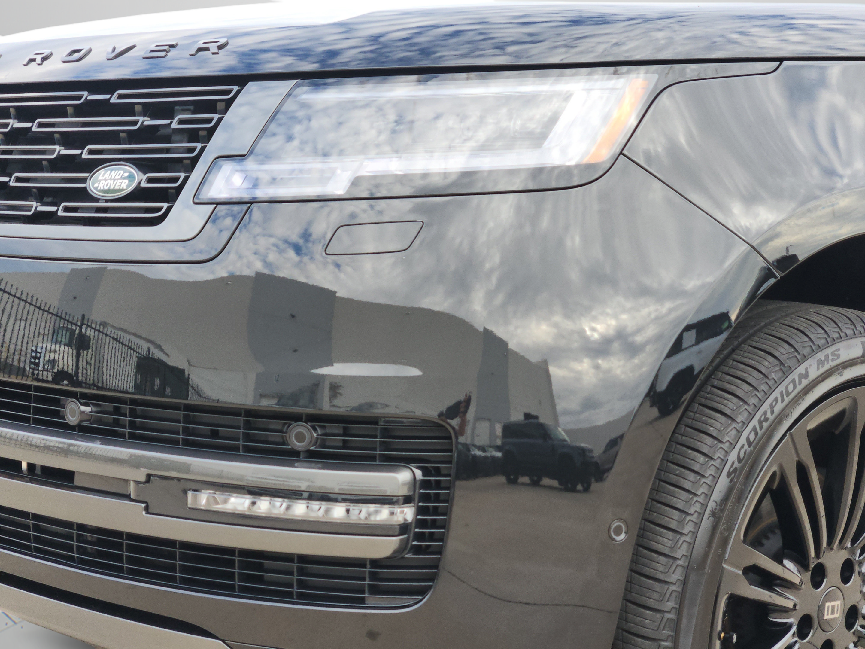 New 2027 Land Rover Range Rover SE AWD/4WD image 30