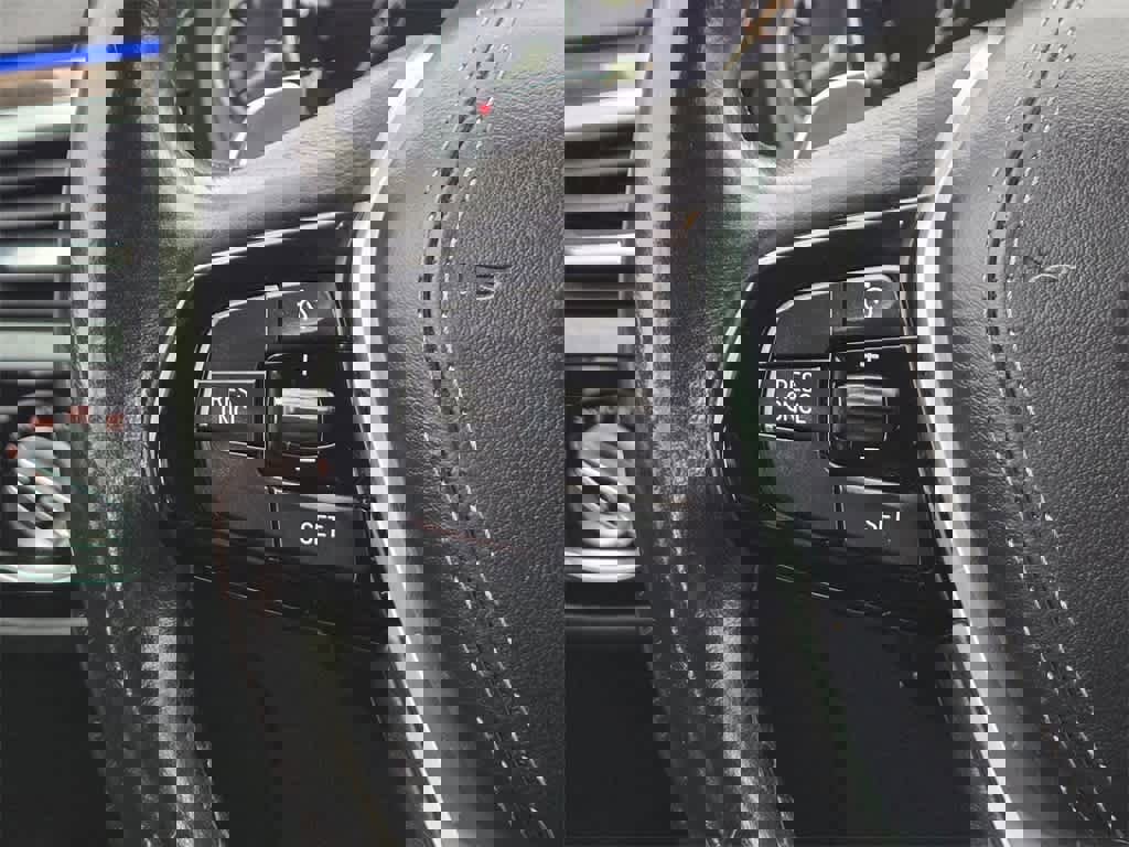 Used 2019 BMW 530i w/ Convenience Package image 10