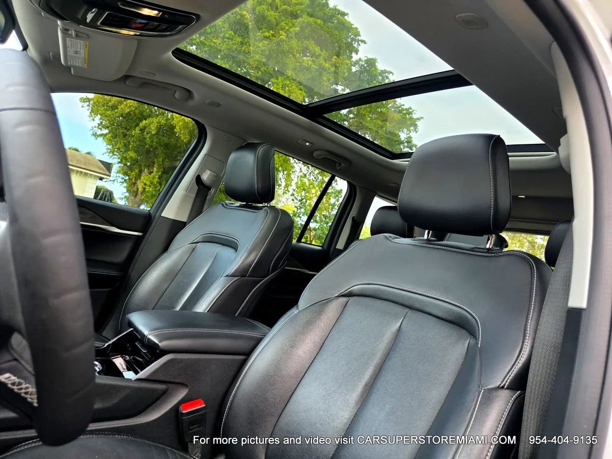 Used 2022 Jeep Grand Cherokee Limited 4xe image 25