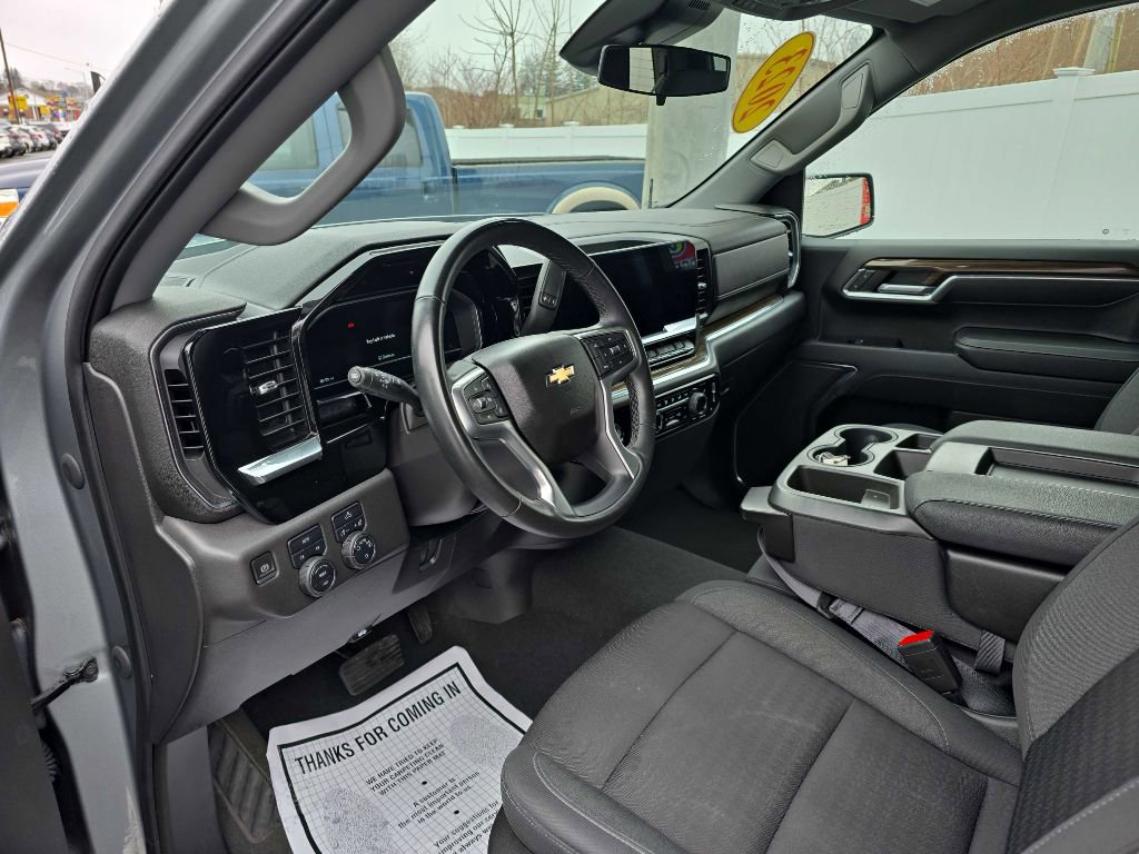 Used 2023 Chevrolet Silverado 1500 LT image 14