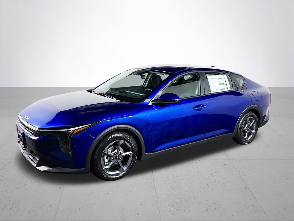 Certified 2025 Kia K4 LXS image 2