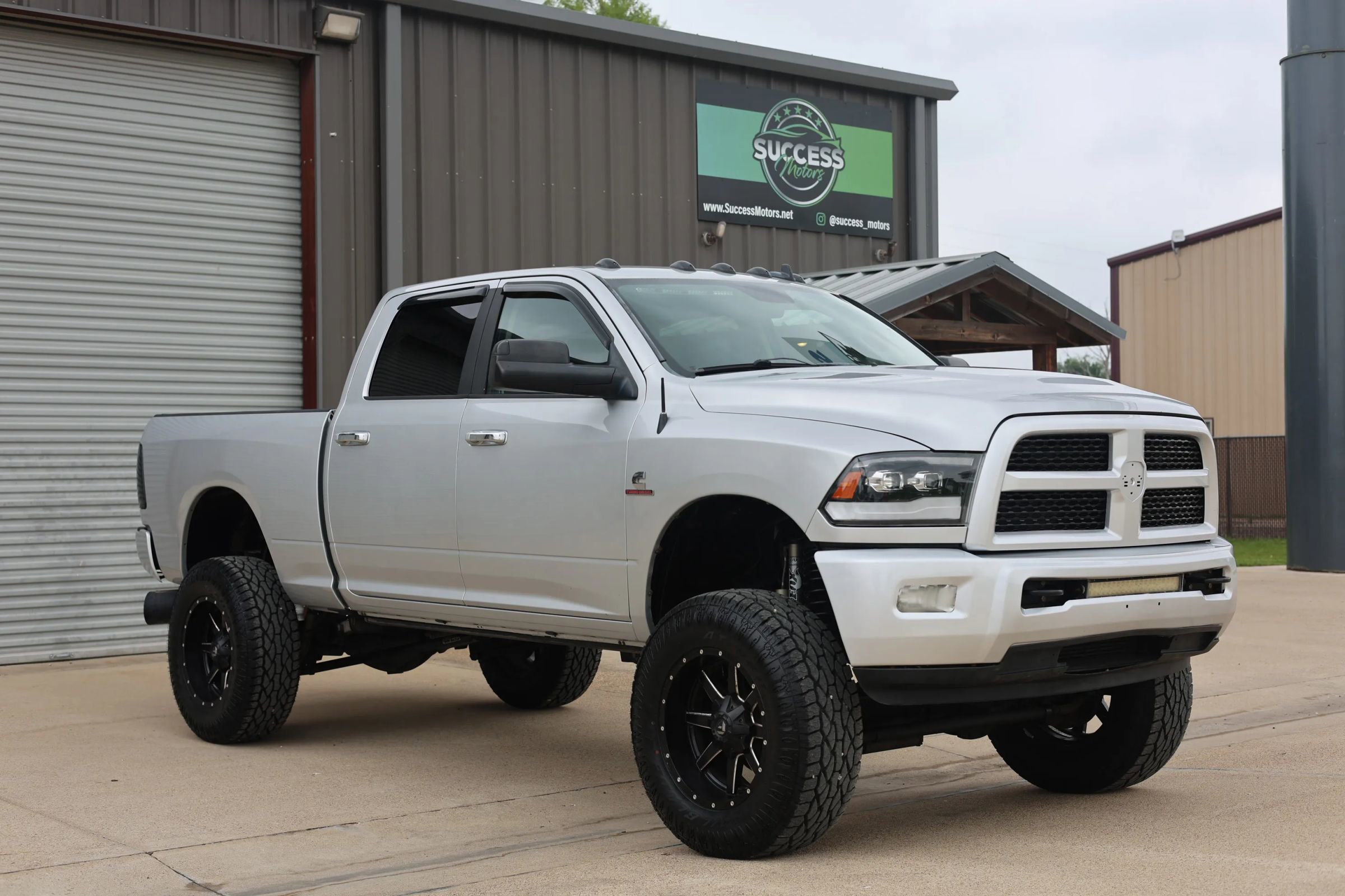 Used 2014 RAM 2500 Big Horn AWD/4WD image 1