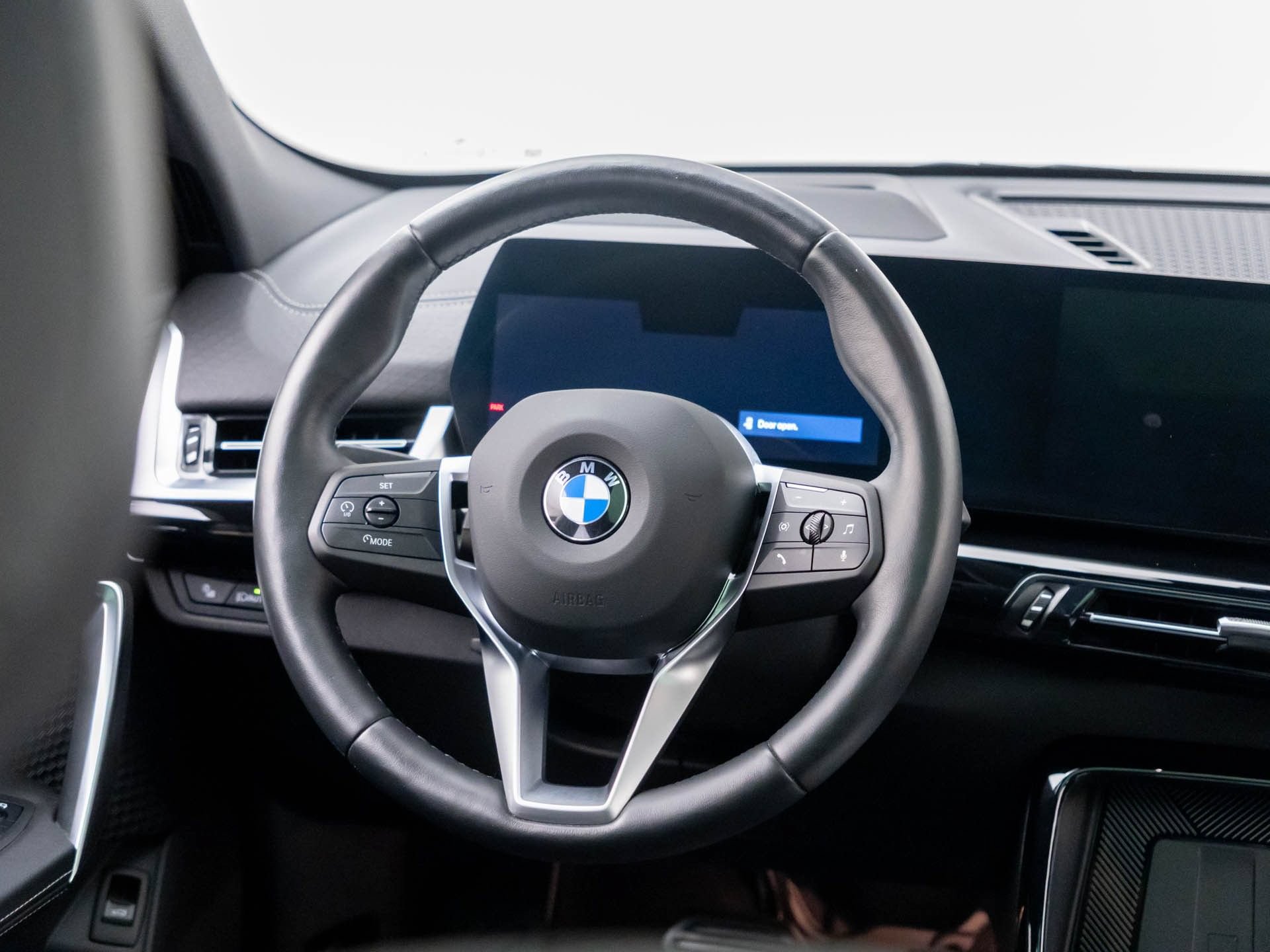 Certified 2025 BMW X2 xDrive28i AWD/4WD image 9