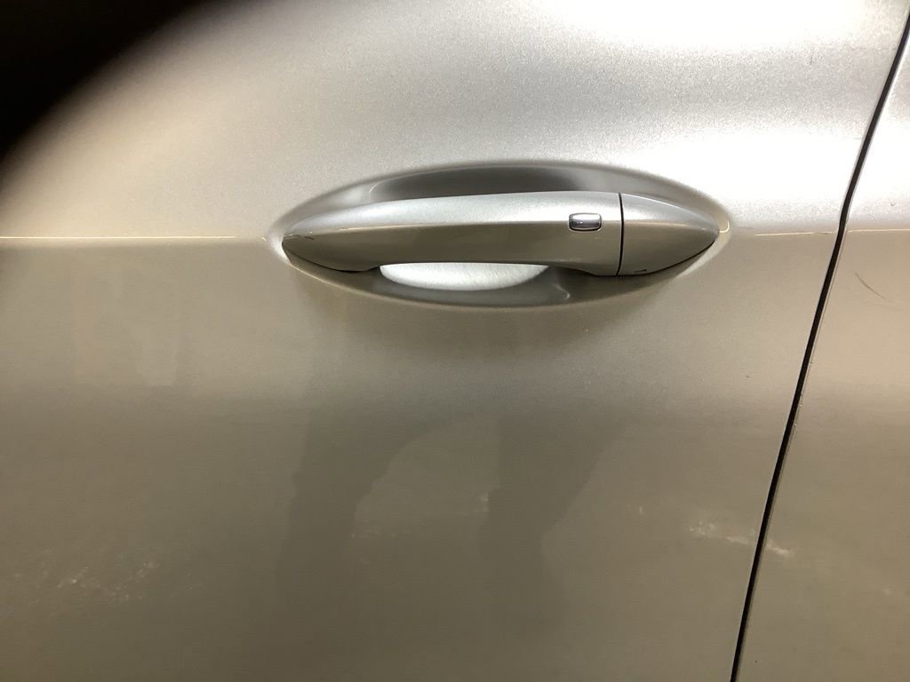 Used 2017 Chevrolet Cruze LT w/ Sun And Sound Package image 16