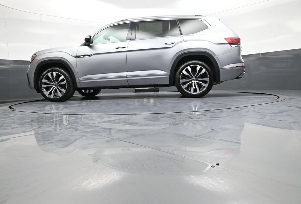 Used 2023 Volkswagen Atlas SEL Premium AWD/4WD image 35