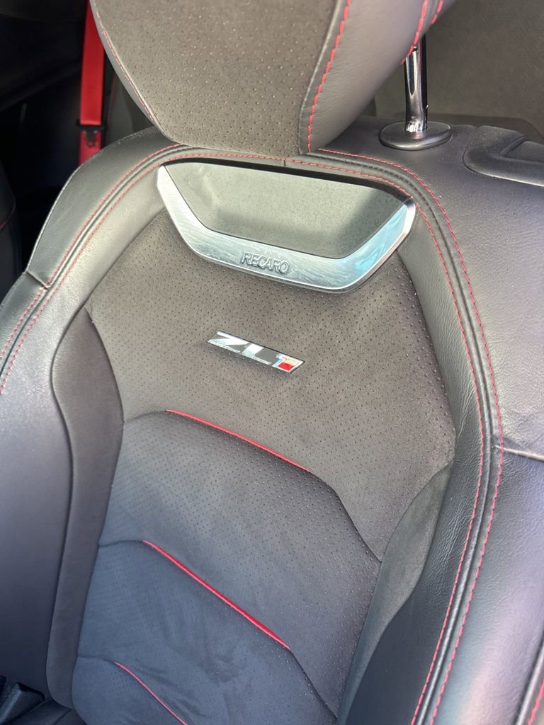 Used 2018 Chevrolet Camaro ZL1 image 17