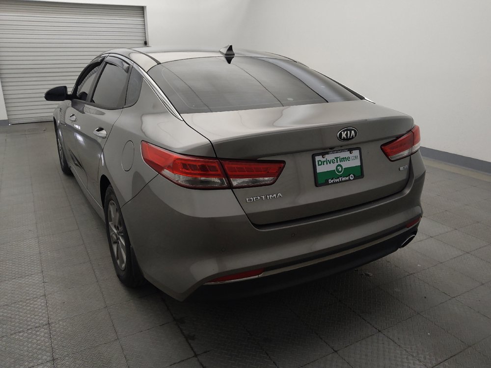 Used 2016 Kia Optima LX w/ Technology Package FWD image 6