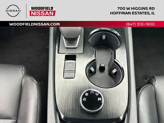 Certified 2023 Nissan Rogue SV w/ SV Premium B Package AWD/4WD image 32