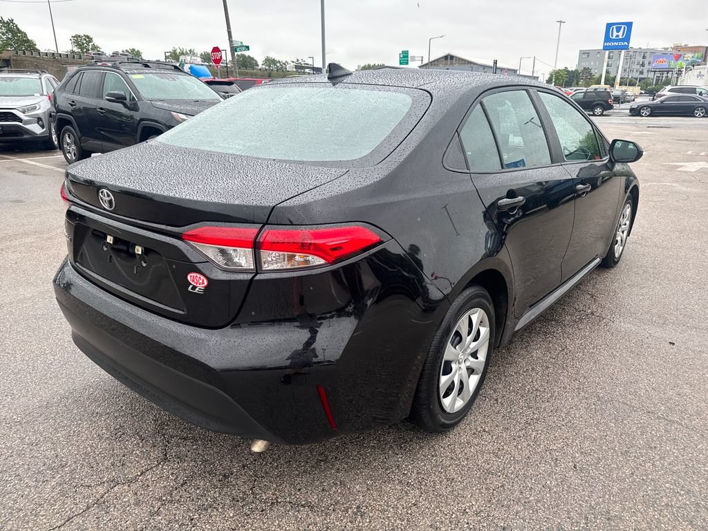 Used 2024 Toyota Corolla LE FWD image 7
