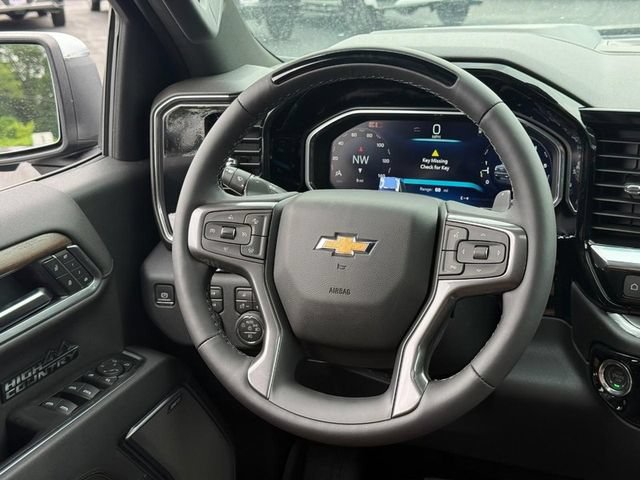New 2026 Chevrolet Silverado 1500 High Country AWD/4WD image 9
