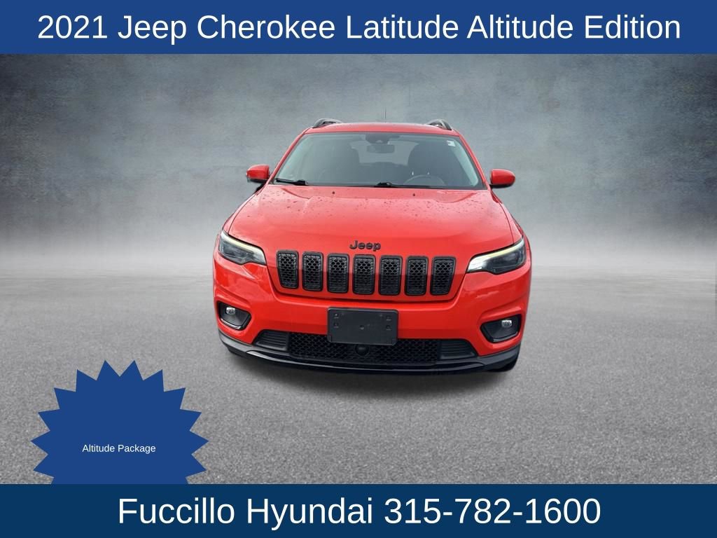 Used 2021 Jeep Cherokee Latitude Plus AWD/4WD image 3
