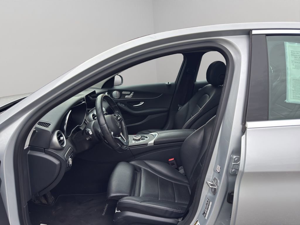 Used 2021 Mercedes-Benz C 300 4MATIC Sedan image 12