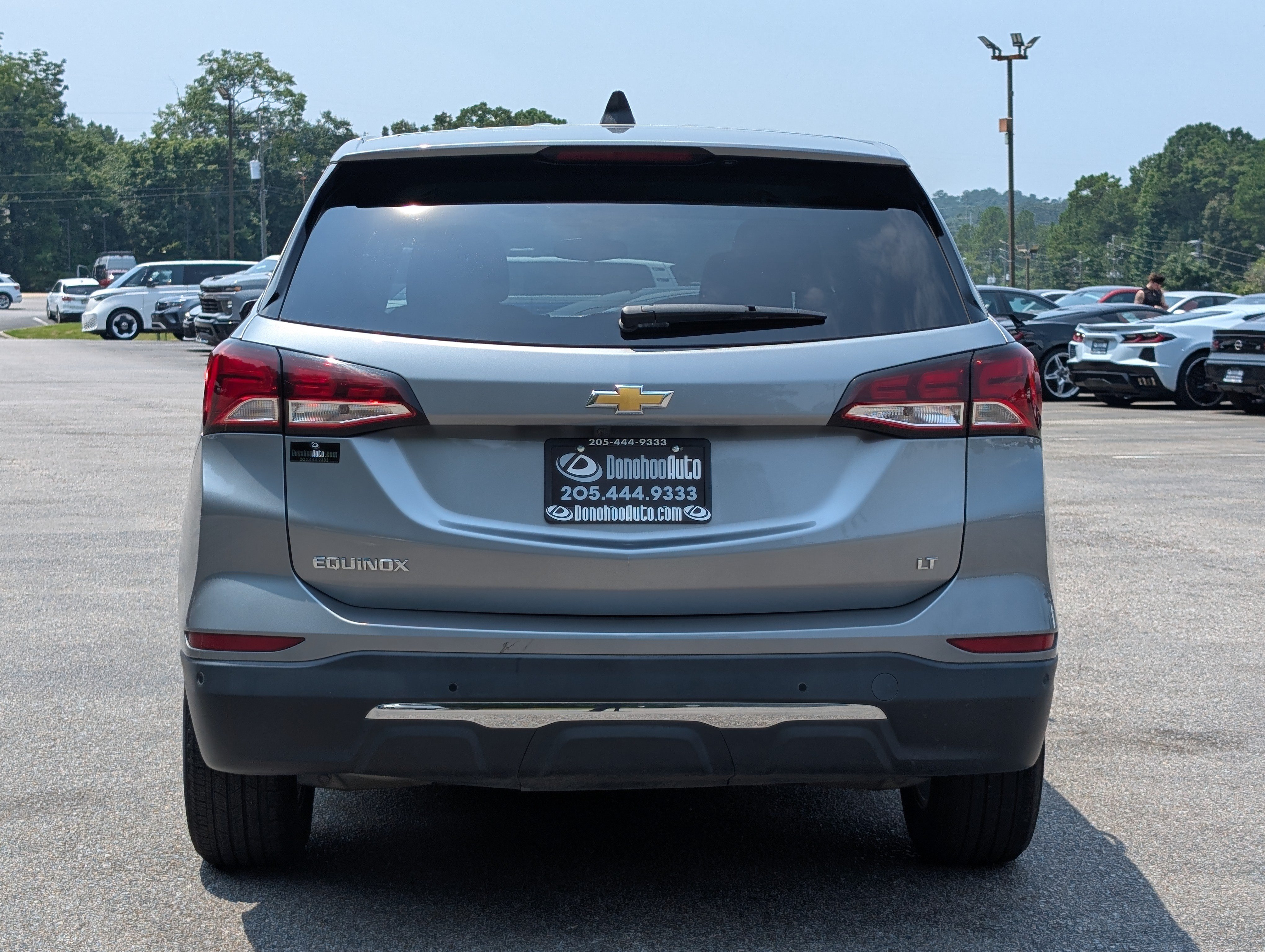 Used 2023 Chevrolet Equinox LT w/ Driver Convenience Package FWD image 8