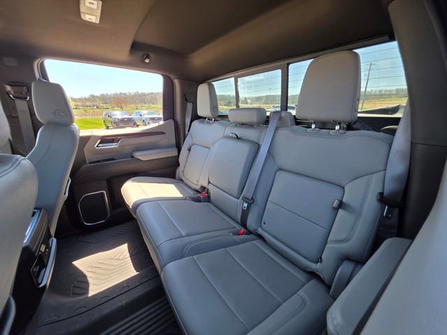 Used 2022 Chevrolet Silverado 1500 LT Trail Boss w/ LT Trail Boss Premium Package AWD/4WD image 30